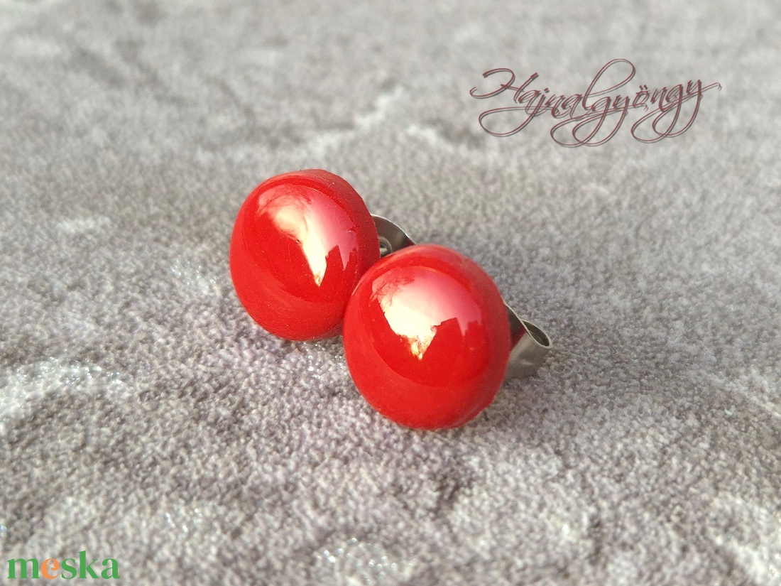 PIROS fülbevaló  - ékszer - fülbevaló - pötty fülbevaló - Meska.hu
