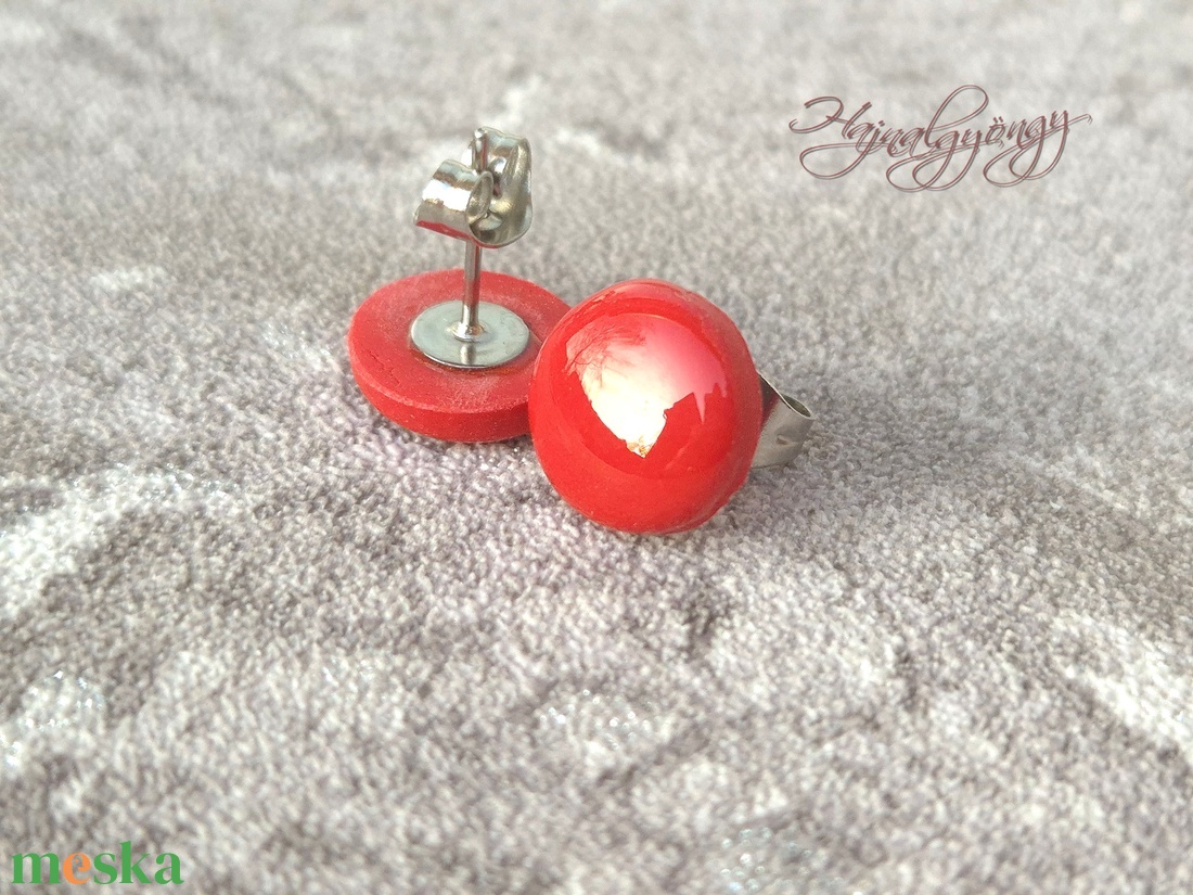 PIROS fülbevaló  - ékszer - fülbevaló - pötty fülbevaló - Meska.hu