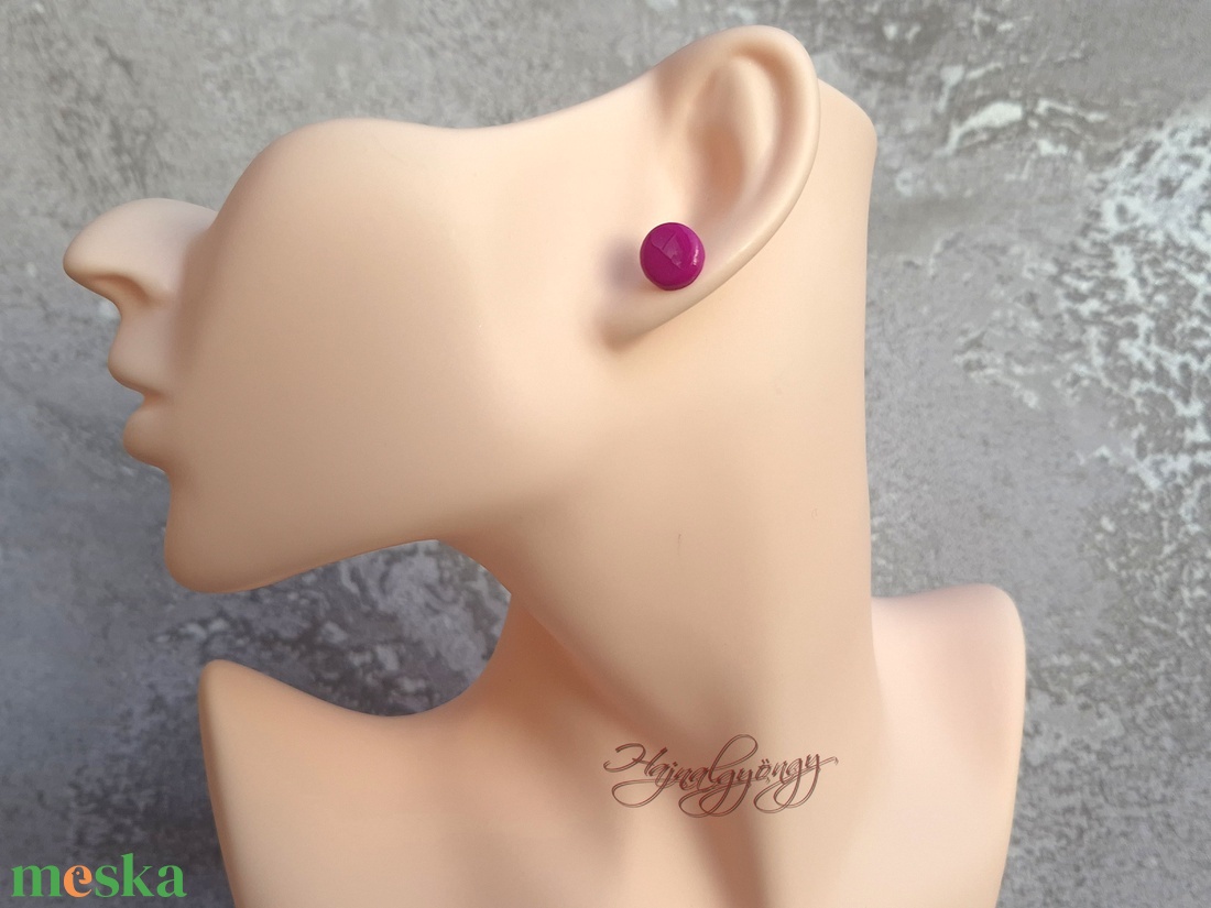 MAGENTA fülbevaló  - ékszer - fülbevaló - pötty fülbevaló - Meska.hu