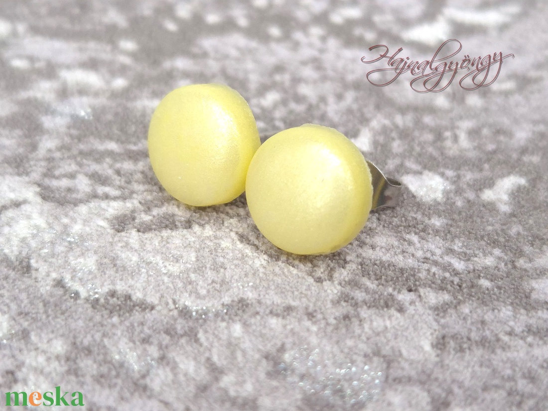 FÉNYES SÁRGA fülbevaló  - ékszer - fülbevaló - pötty fülbevaló - Meska.hu