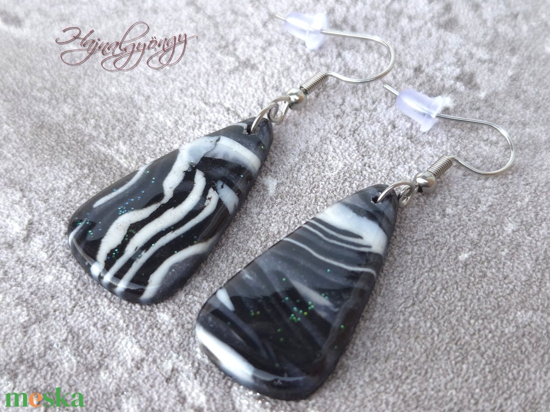 MILKY WAY - fekete fehér nemesacél fülbevaló - ékszer - fülbevaló - lógó fülbevaló - Meska.hu