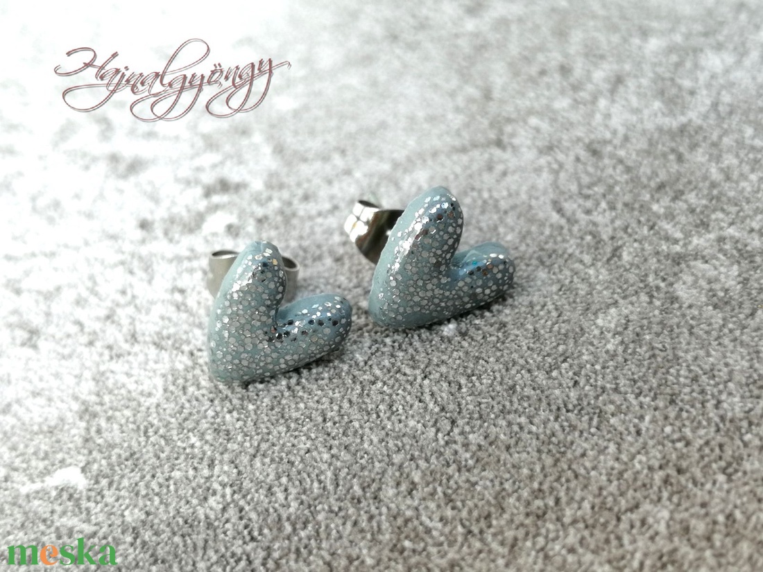 KIS EZÜST SZÍV fülbevaló  - ékszer - fülbevaló - pötty fülbevaló - Meska.hu