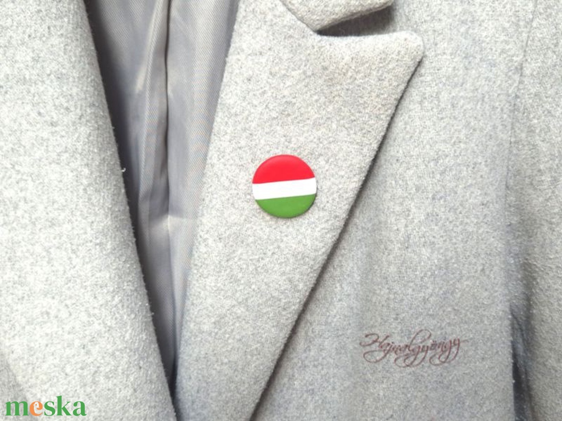 KOKÁRDA - minimal kicsi - ékszer - kitűző és bross - Meska.hu