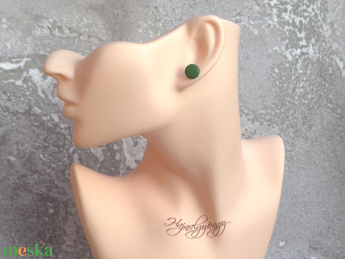 FŰZÖLD fülbevaló 10 mm - ékszer - fülbevaló - pötty fülbevaló - Meska.hu