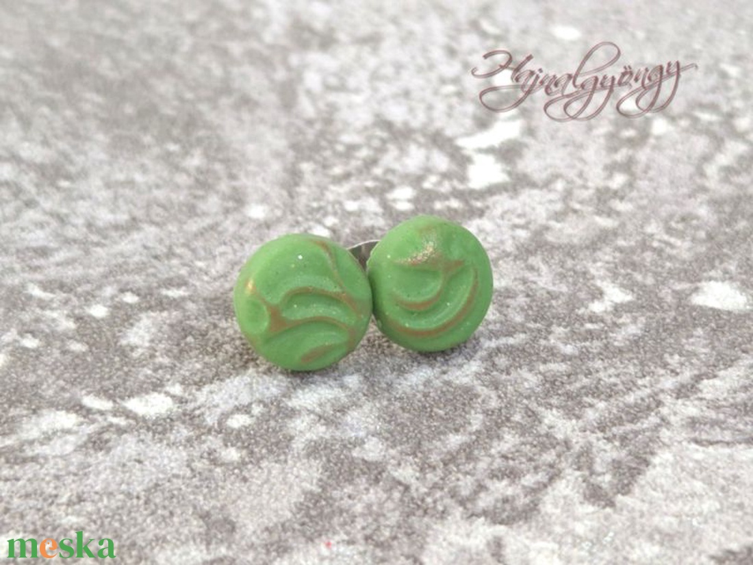 ZÖLD BRONZ fülbevaló 10 mm - ékszer - fülbevaló - pötty fülbevaló - Meska.hu