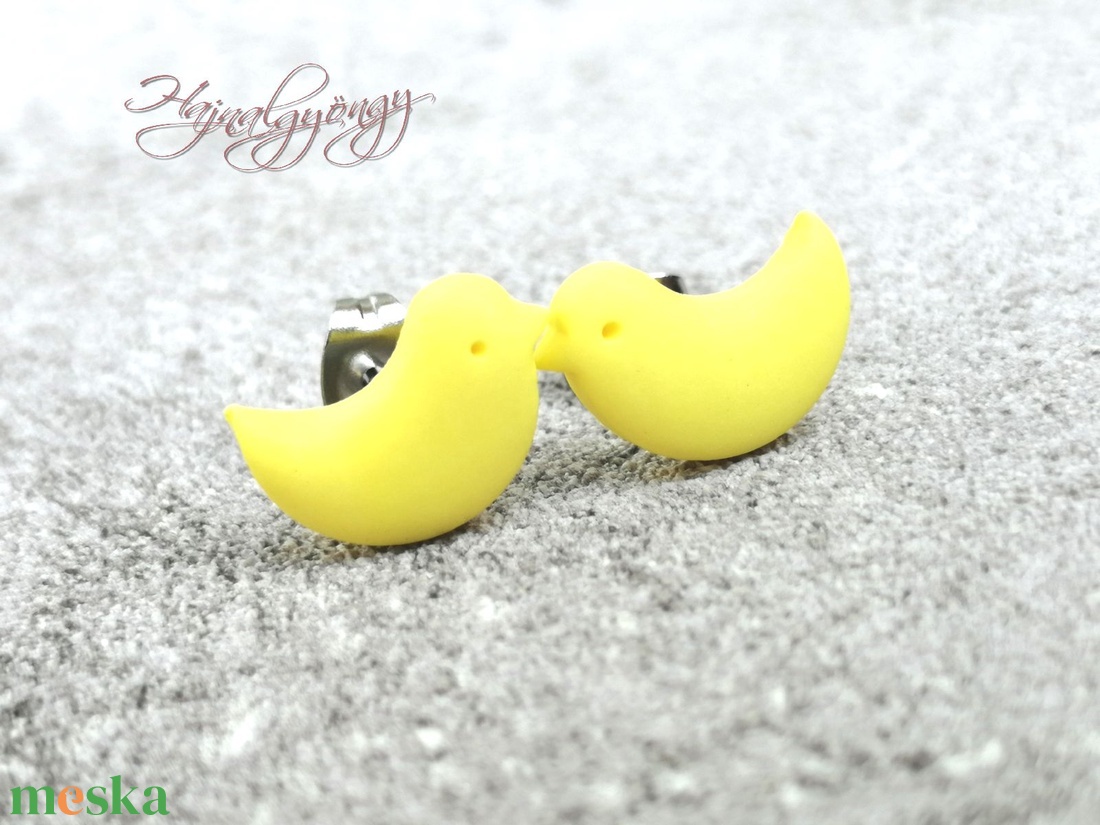 MADÁRKA - sárga nemesacél fülbevaló  - ékszer - fülbevaló - pötty fülbevaló - Meska.hu
