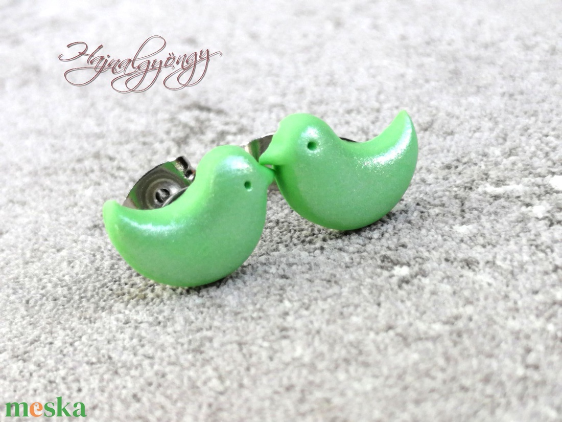 MADÁRKA - zöld nemesacél fülbevaló  - ékszer - fülbevaló - pötty fülbevaló - Meska.hu