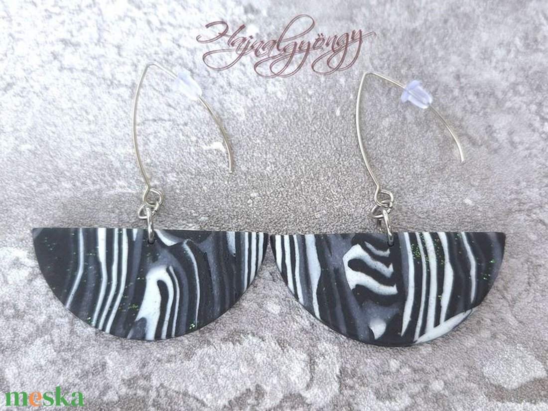 MILKY WAY - fekete fehér nemesacél fülbevaló - ékszer - fülbevaló - lógó fülbevaló - Meska.hu