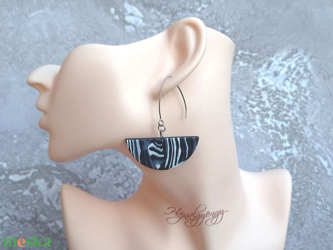 MILKY WAY - fekete fehér nemesacél fülbevaló - ékszer - fülbevaló - lógó fülbevaló - Meska.hu