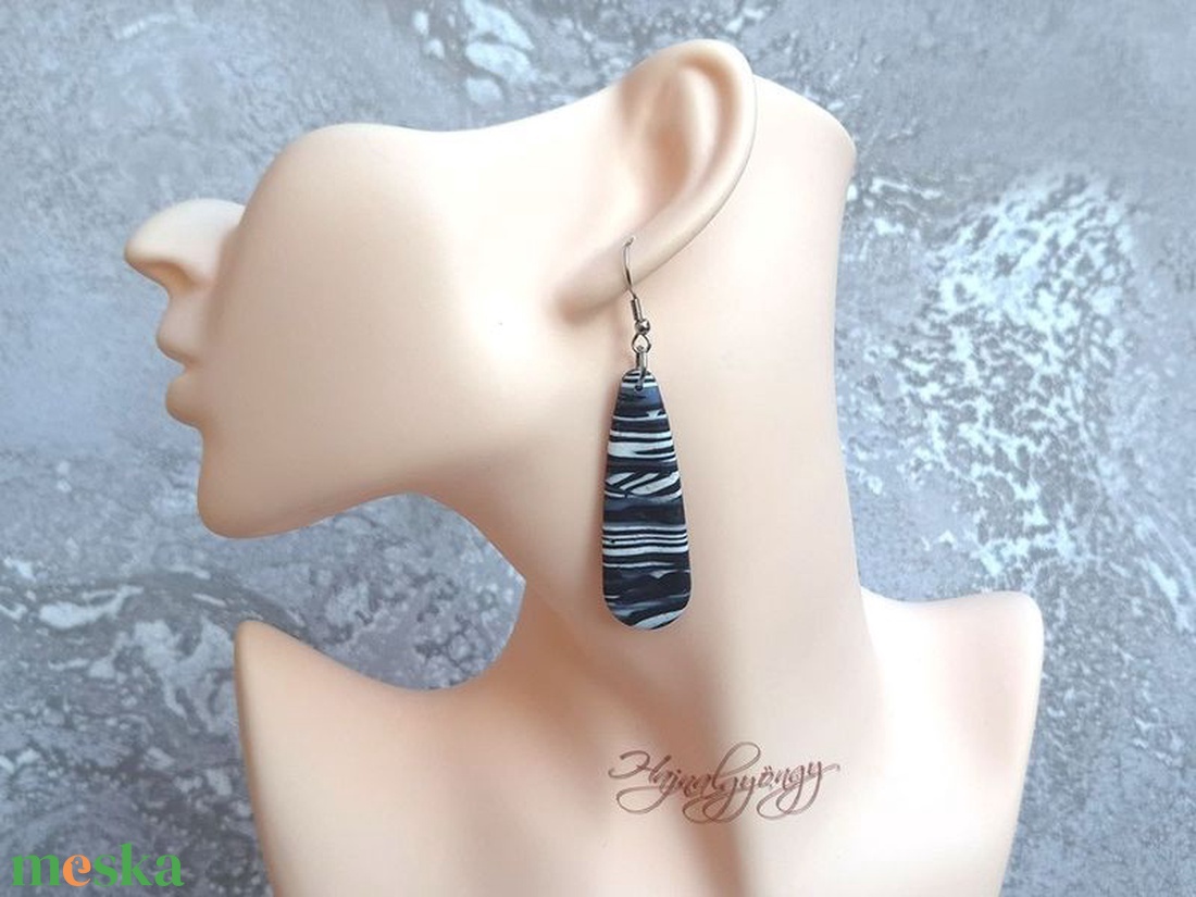 MILKY WAY - fekete fehér nemesacél fülbevaló - ékszer - fülbevaló - lógó fülbevaló - Meska.hu