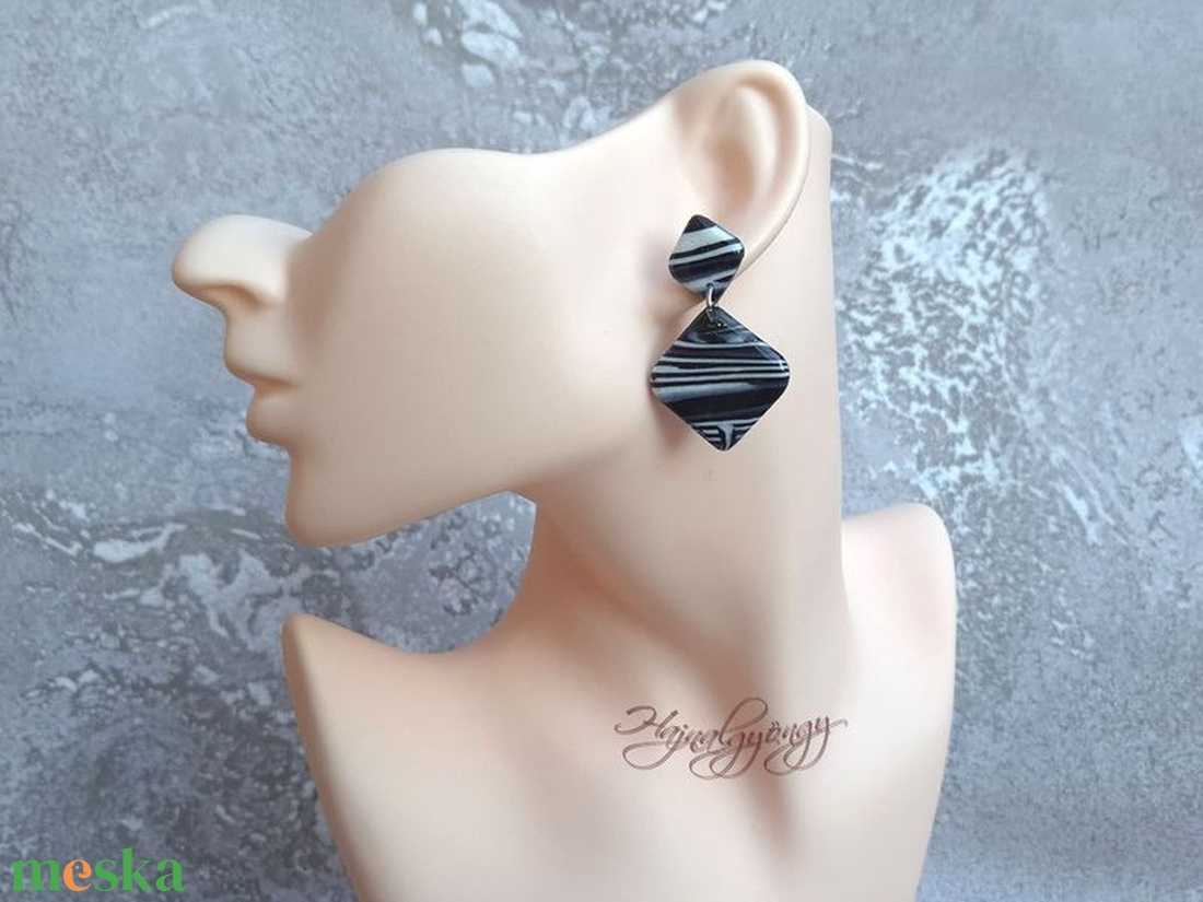 MILKY WAY - fekete fehér nemesacél fülbevaló - ékszer - fülbevaló - lógó fülbevaló - Meska.hu