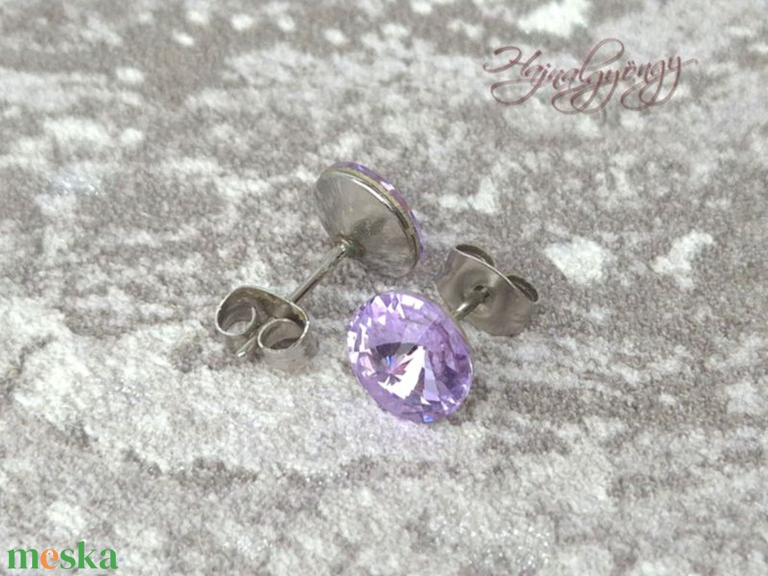 VIOLET nemesacél fülbevaló 8 mm - ékszer - fülbevaló - pötty fülbevaló - Meska.hu