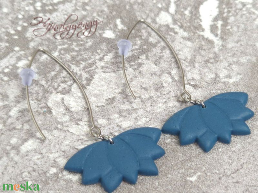 ACÉLKÉK lótusz fülbevaló - ékszer - fülbevaló - lógó fülbevaló - Meska.hu