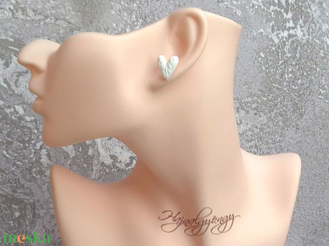 FEHÉR KÖTÖTT SZÍV nemesacél fülbevaló  - ékszer - fülbevaló - pötty fülbevaló - Meska.hu