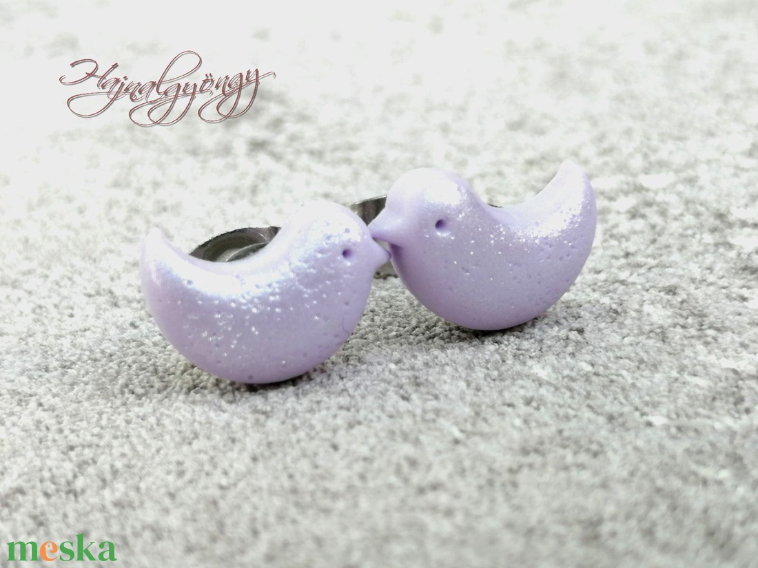 MADÁRKA - lila nemesacél fülbevaló  - ékszer - fülbevaló - pötty fülbevaló - Meska.hu