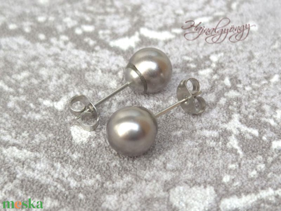 PRECIOSA szürke gömb nemesacél fülbevaló 8 mm - ékszer - fülbevaló - pötty fülbevaló - Meska.hu