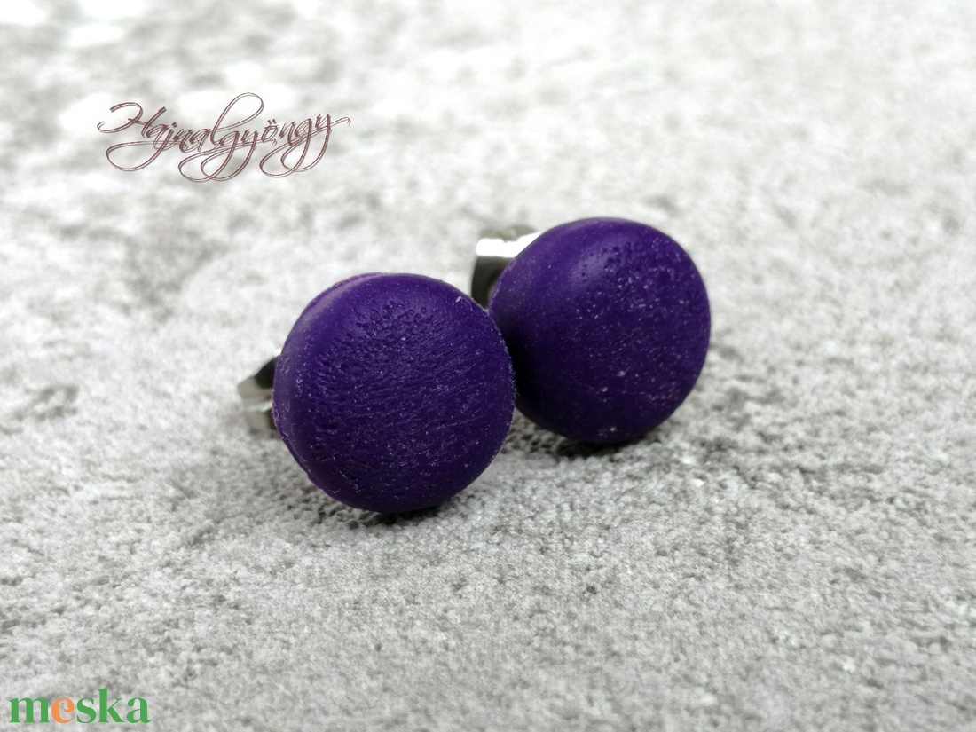SÖTÉTLILA nemesacél fülbevaló 10 mm - ékszer - fülbevaló - pötty fülbevaló - Meska.hu