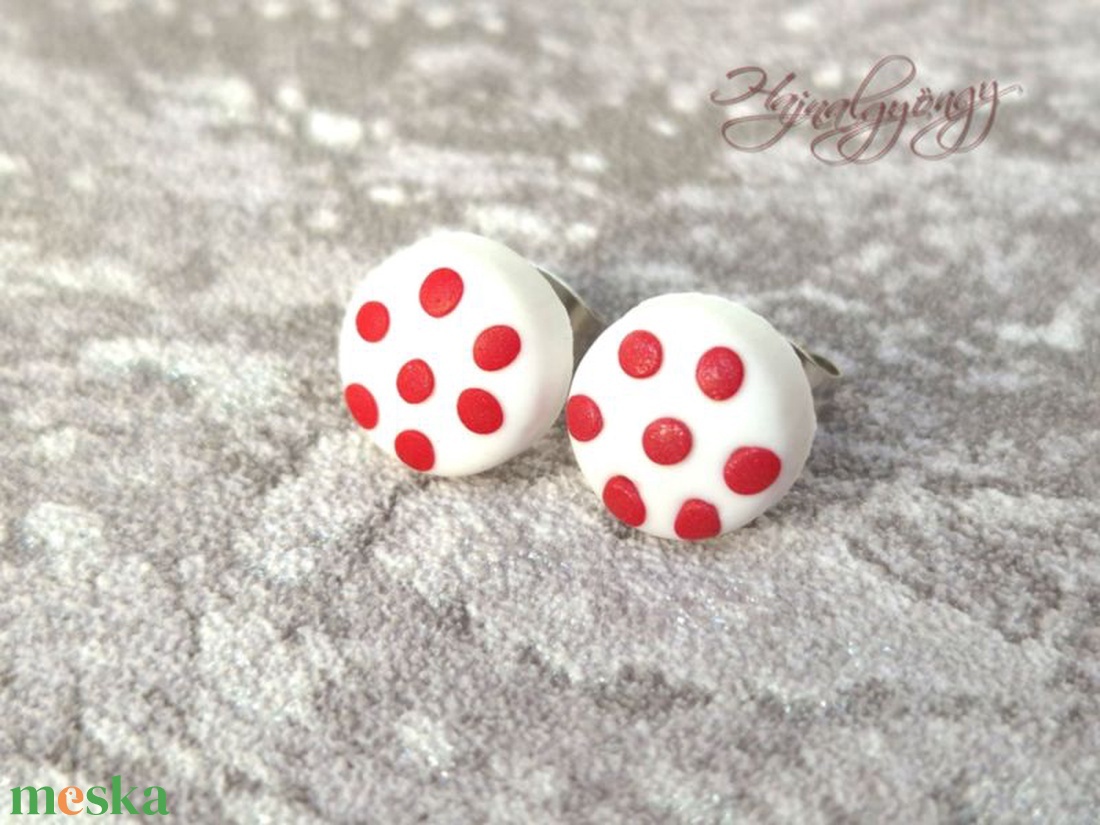 PIROS pöttyös nemesacél fülbevaló 10 mm - ékszer - fülbevaló - pötty fülbevaló - Meska.hu