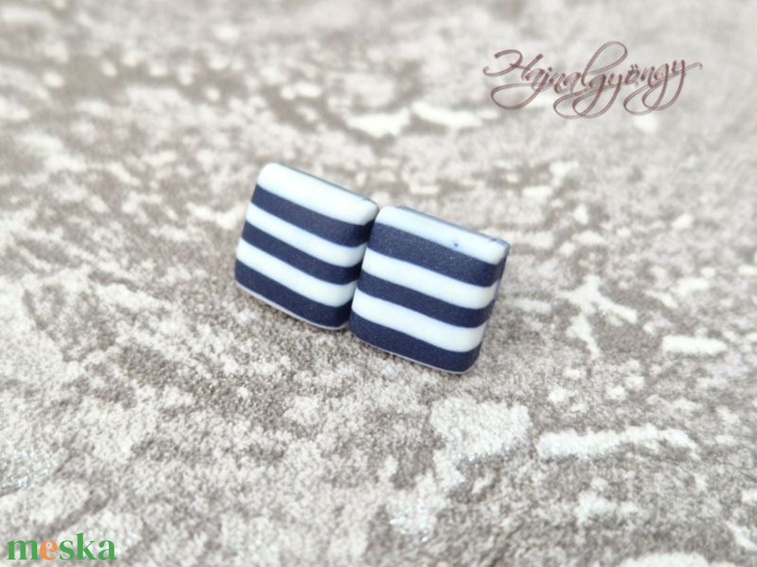 CSÍKOS NÉGYZET nemesacél fülbevaló 10 mm - ékszer - fülbevaló - pötty fülbevaló - Meska.hu