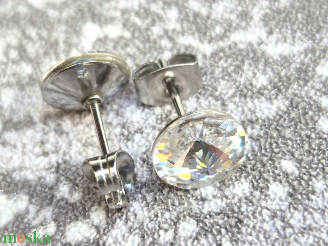 CRYSTAL fülbevaló 8 mm - ékszer - fülbevaló - pötty fülbevaló - Meska.hu