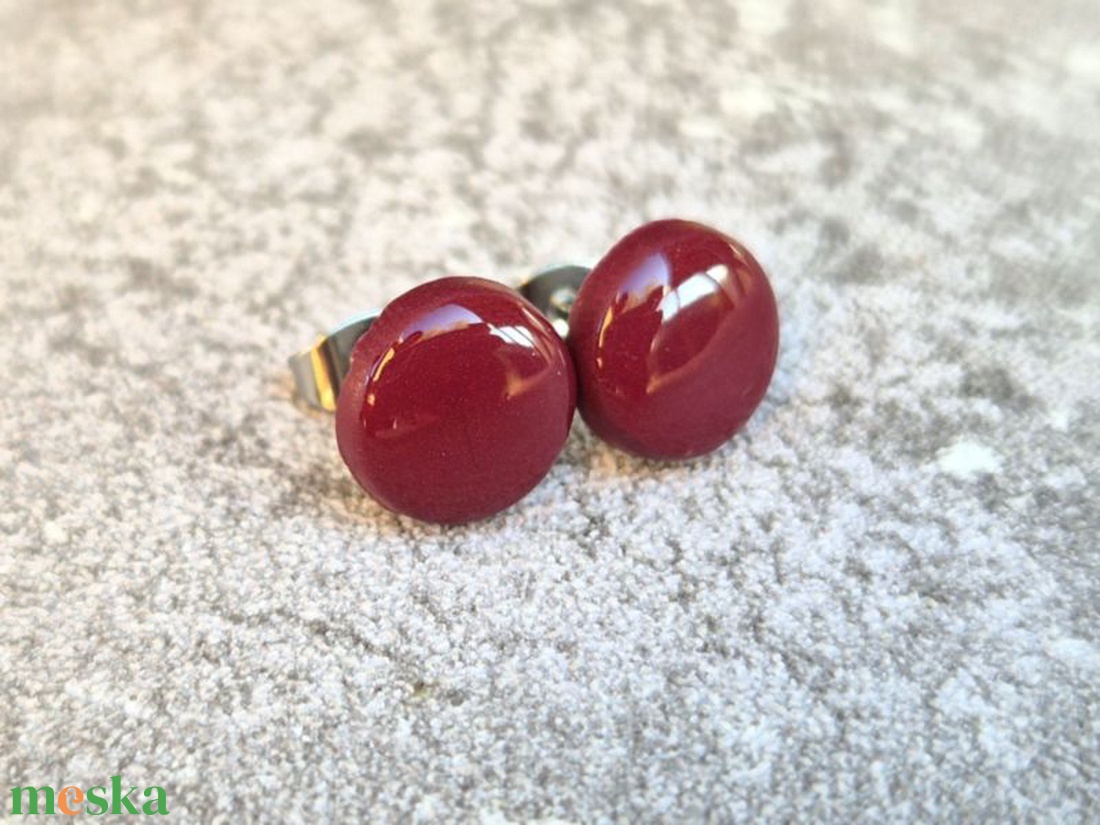 BURGUNDI nemesacél fülbevaló 10 mm - ékszer - fülbevaló - pötty fülbevaló - Meska.hu