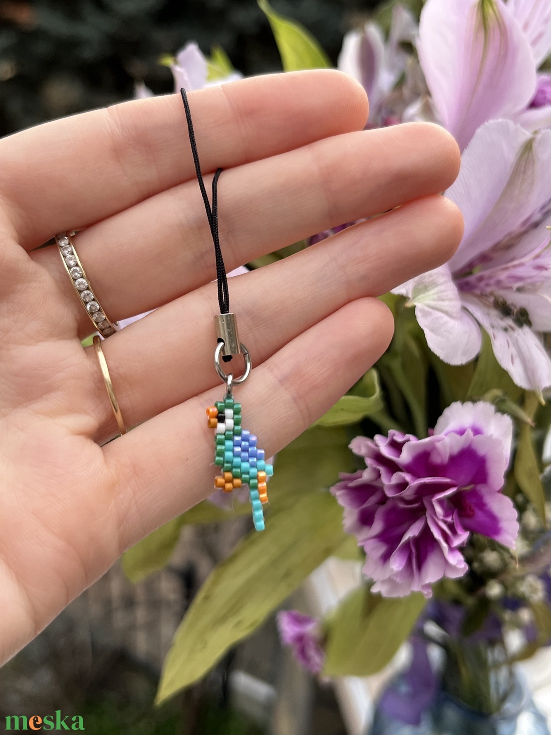 Icipici papagájos táskadísz - táska & tok - kulcstartó & táskadísz - táskadísz - Meska.hu