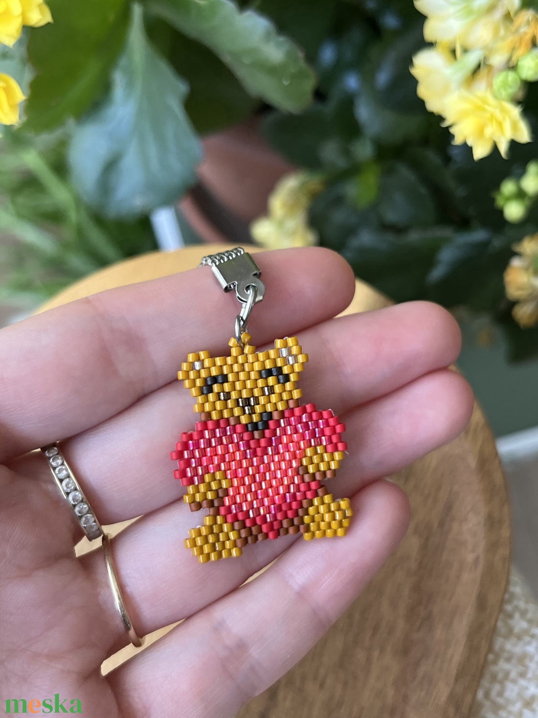 Szívecskés maci kulcstartó gyöngyből - táska & tok - kulcstartó & táskadísz - kulcstartó - Meska.hu