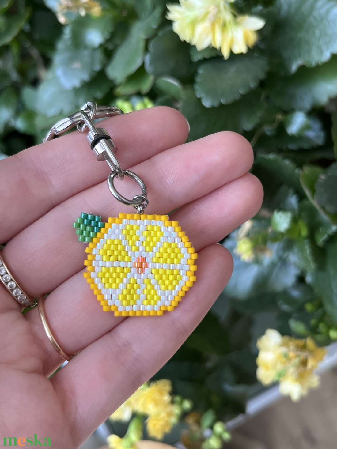 Citrus kulcstartó gyöngyből - táska & tok - kulcstartó & táskadísz - kulcstartó - Meska.hu
