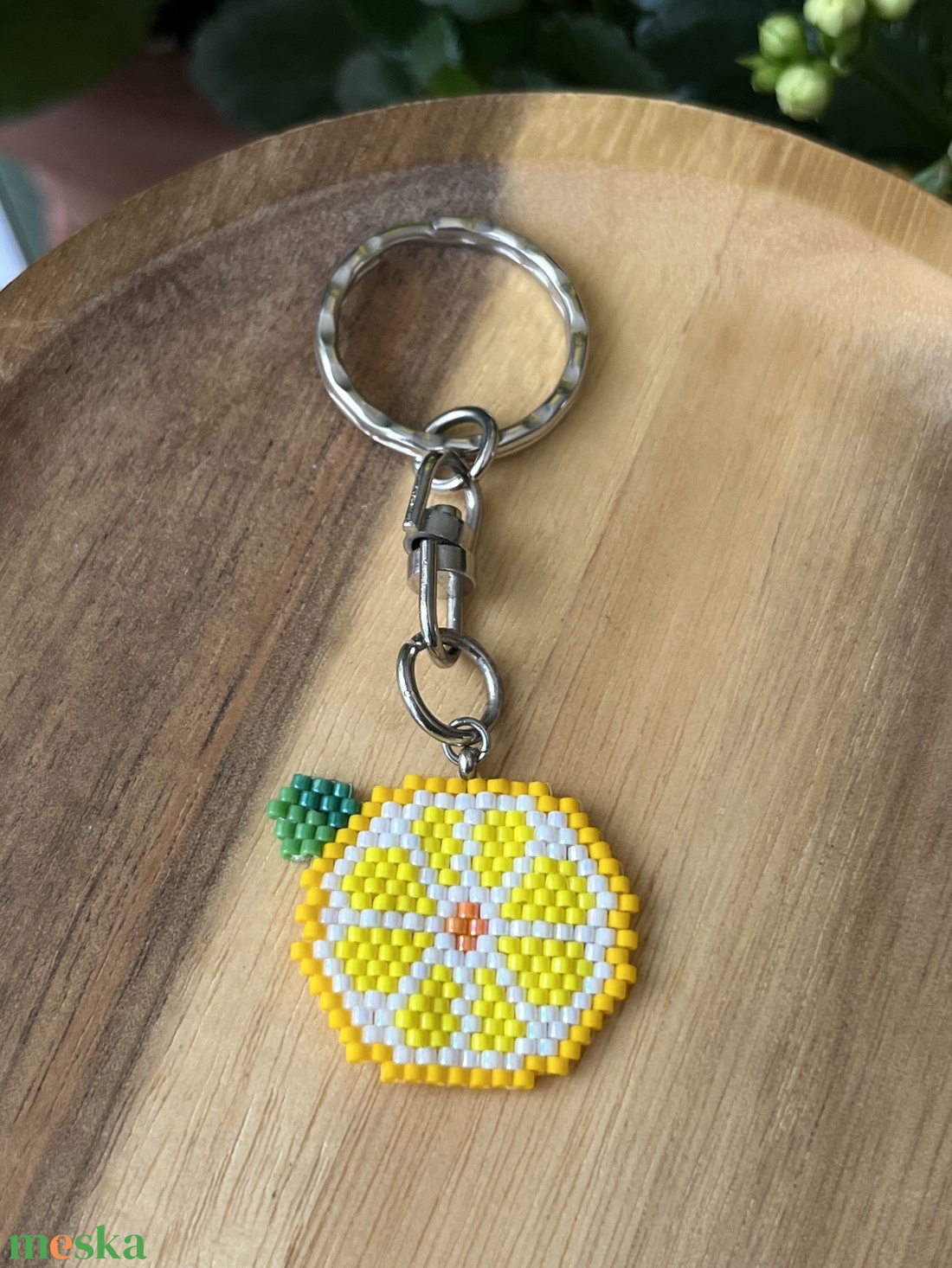 Citrus kulcstartó gyöngyből - táska & tok - kulcstartó & táskadísz - kulcstartó - Meska.hu