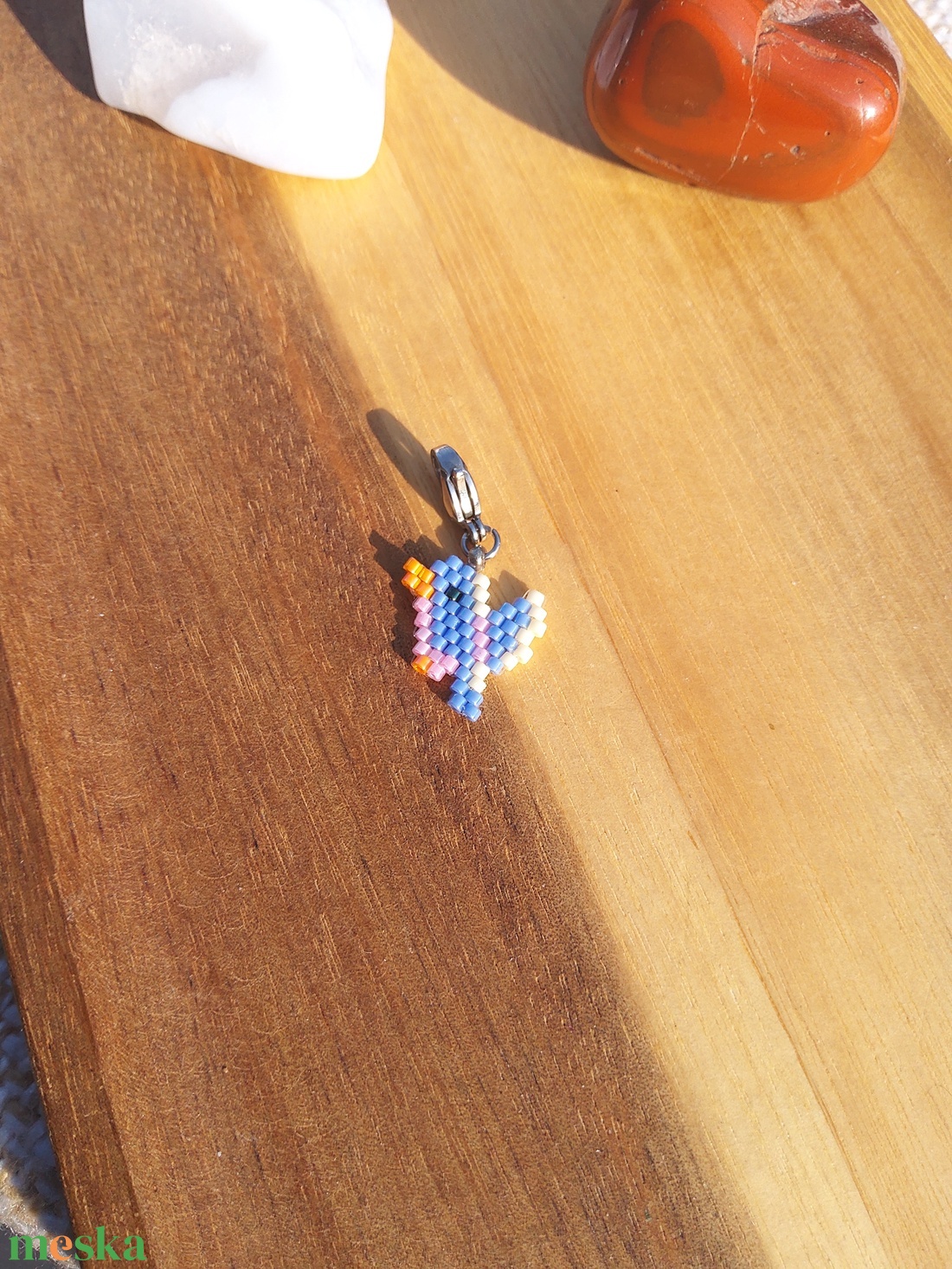 Kismadár charm - ékszer - karkötő - charm karkötő - Meska.hu