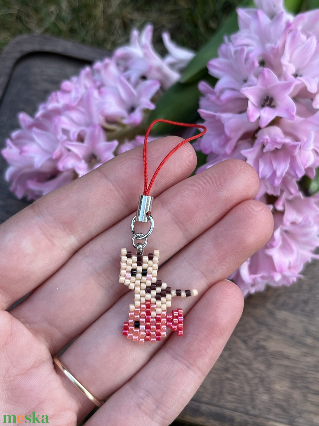 Cica halacskával táskadísz - táska & tok - kulcstartó & táskadísz - táskadísz - Meska.hu