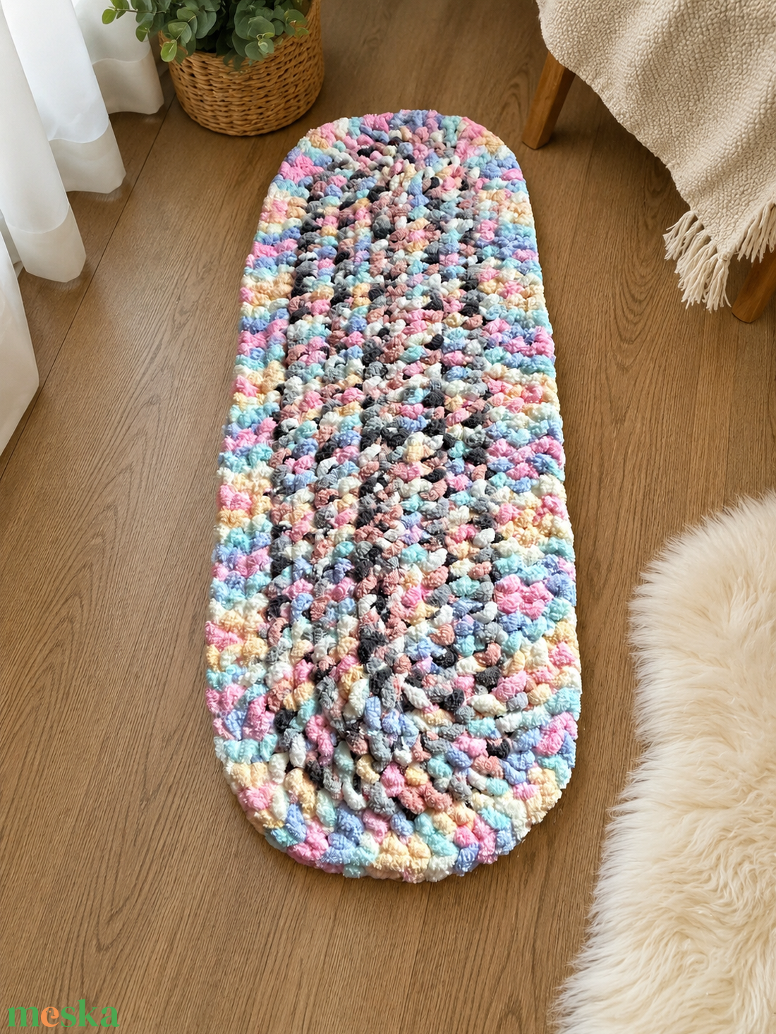 Kézzel horgolt zsenília babaszobai szőnyeg � pasztell színek � 125�48 cm - otthon & életmód - lakástextil - szőnyeg - horgolt szőnyeg - Meska.hu