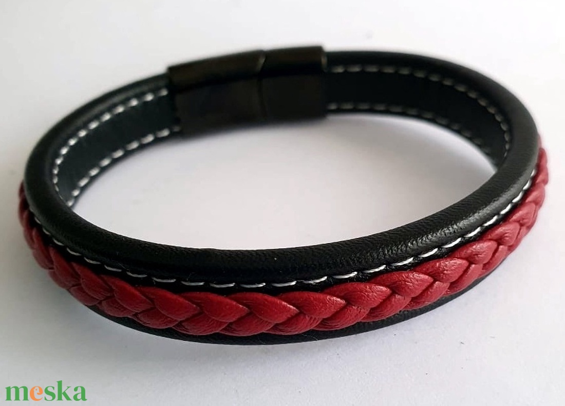 Férfi elegant zöld- fekete fonott lapos karkötő ! - ékszer - karkötő - fonott karkötő - Meska.hu Férfi elegant zöld- fekete fonott lapos karkötő ! - ékszer - karkötő - fonott karkötő - Meska.hu