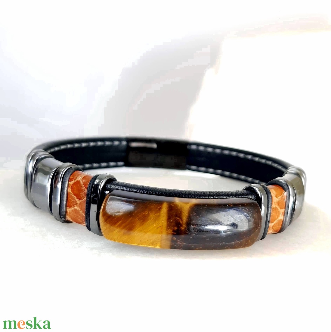 Tigrisszeme Elegáns ásvány kő fekete bőr karkötő - ékszer - karkötő - karperec - Meska.hu Tigrisszeme Elegáns ásvány kő fekete bőr karkötő - ékszer - karkötő - karperec - Meska.hu