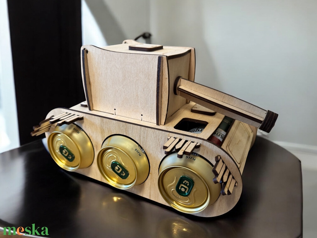Tank sör- és ajándéktartó - otthon & életmód - konyhafelszerelés, tálalás - italos kellékek - sörtartó - Meska.hu Tank sör- és ajándéktartó - otthon & életmód - konyhafelszerelés, tálalás - italos kellékek - sörtartó - Meska.hu