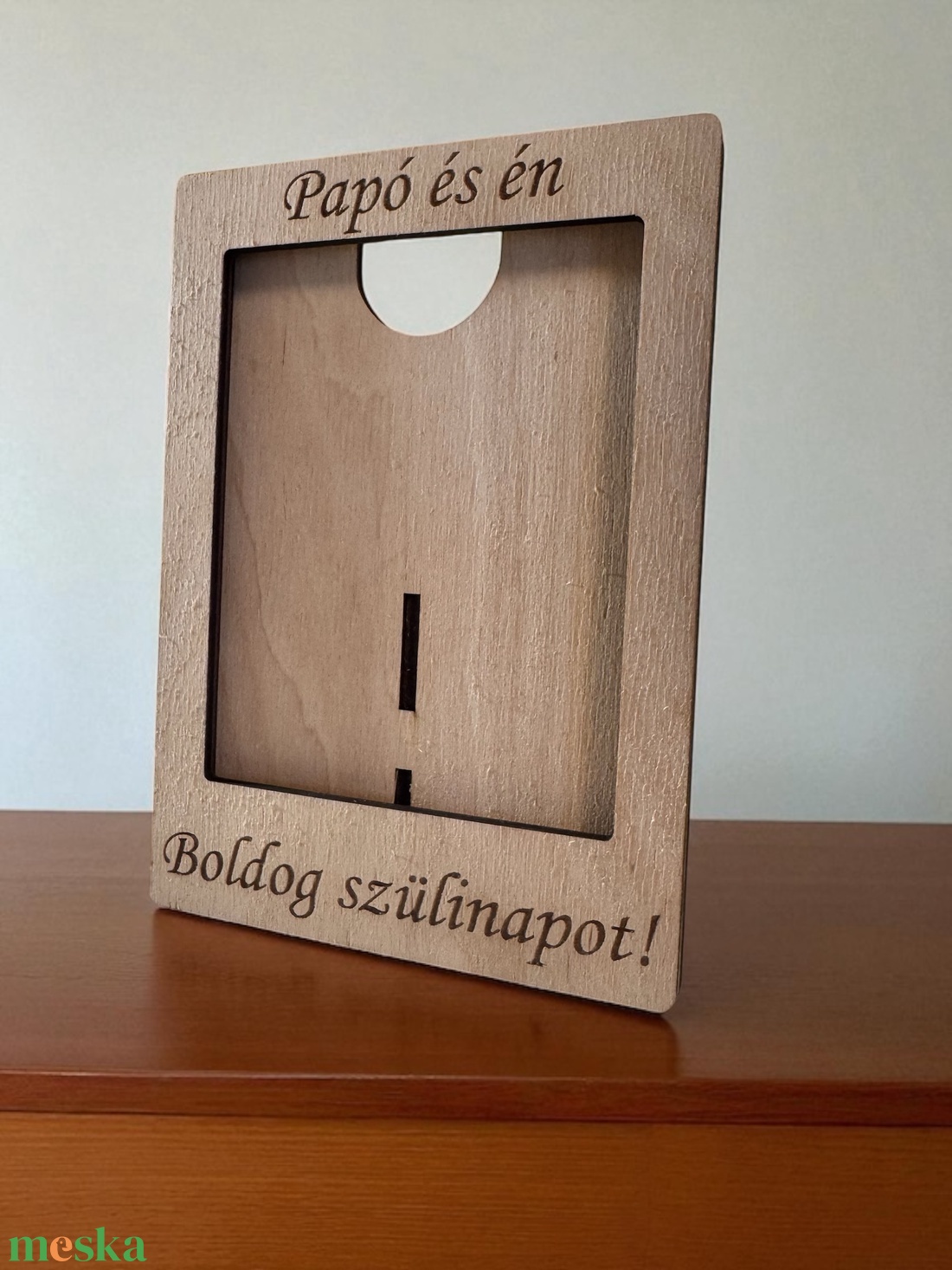 Fa képkeret egyedi szöveggel, grafikával - kellékek & szerszámok - fa - képkeret - Meska.hu