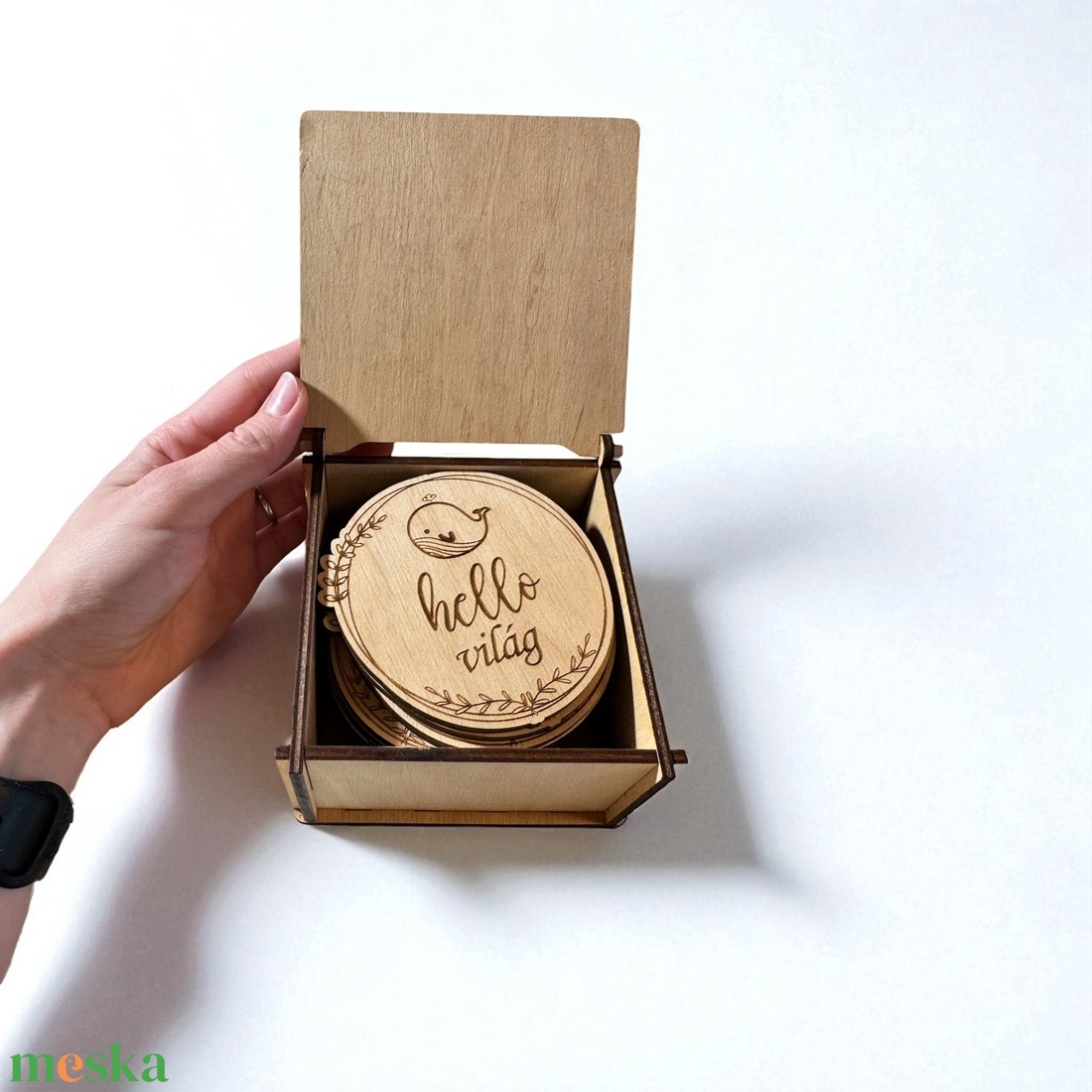 Mérföldkő korongok dobozban - otthon & életmód - babaszoba, gyerekszoba - babaszoba dekoráció - Meska.hu