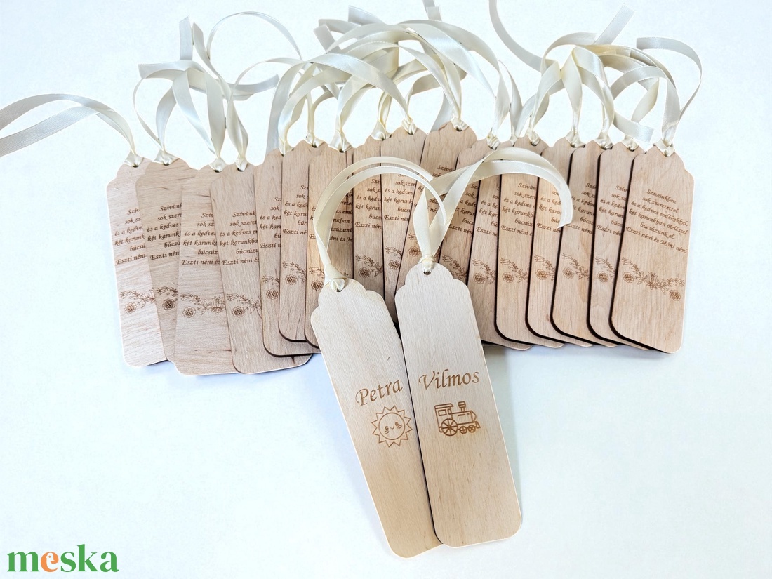 Könyvjelzők ballagásra - egyedi felirattal - könyv & zene - könyvjelző - Meska.hu