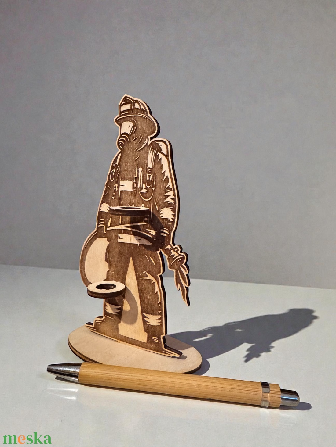 Tűzoltó tolltartó - egyedi gravírozással - otthon & életmód - papír, írószer - tolltartó & ceruzatekercs - Meska.hu