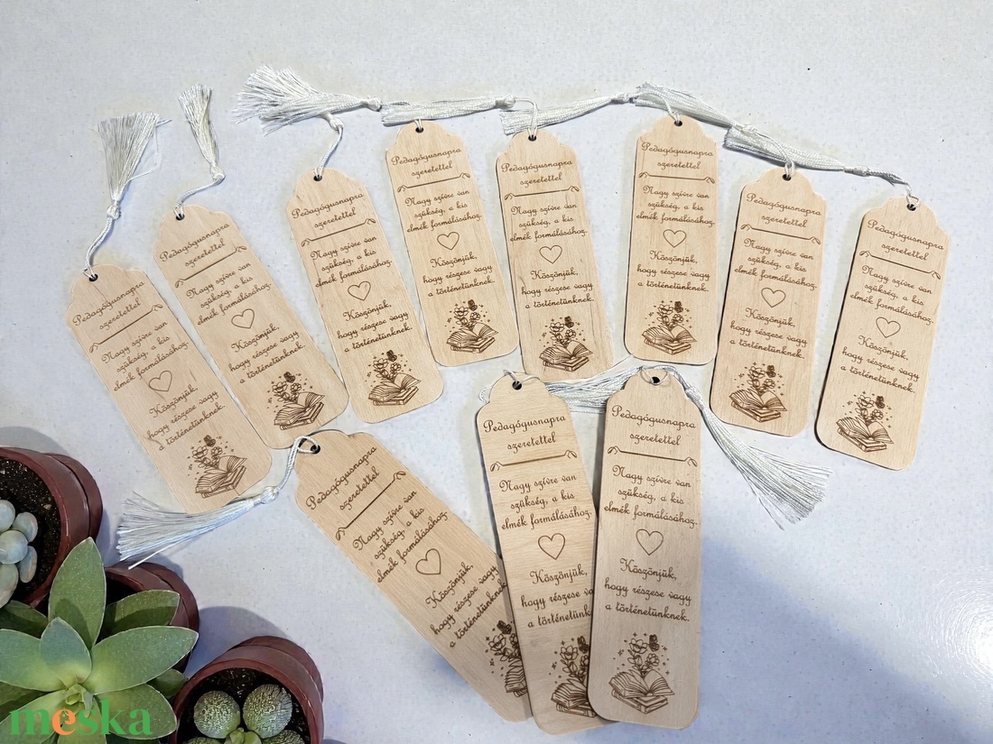 Pedagógusnap könyvjelzők - egyedi felirattal - könyv & zene - könyvjelző - Meska.hu