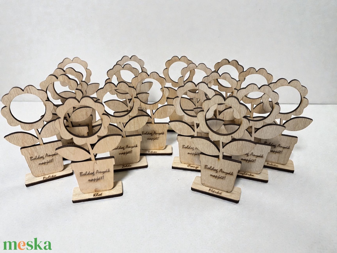 Anyák napi örök virág - otthon & életmód - virágdekoráció - virágdíszek - lézervágott virágdíszek - Meska.hu