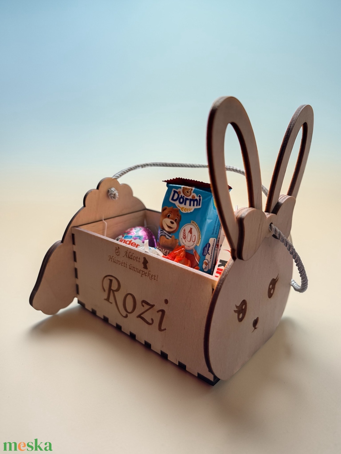 Húsvéti tojásgyűjtő nyuszi - egyedi felirattal, grafikával - ünnepi díszek, dekorációk - húsvéti díszek és dekorációk - húsvéti kosár - Meska.hu