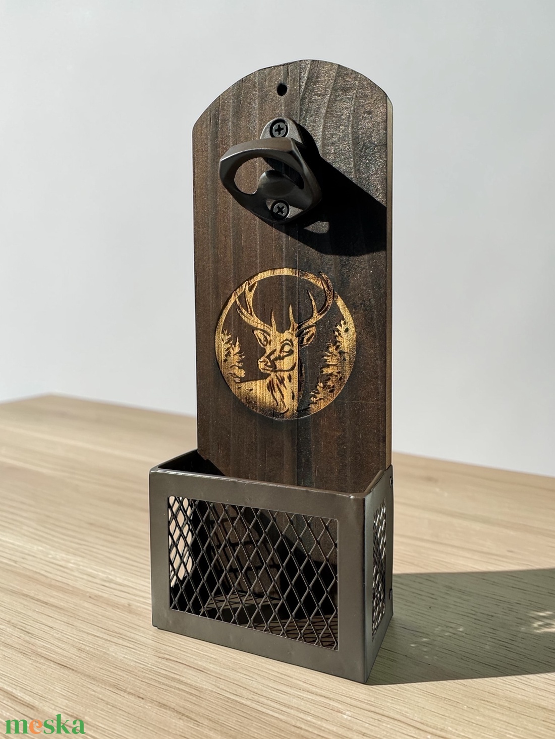 Gravírozott fali sörnyitó - egyedi gravírozással - otthon & életmód - konyhafelszerelés, tálalás - italos kellékek - sörnyitó - Meska.hu