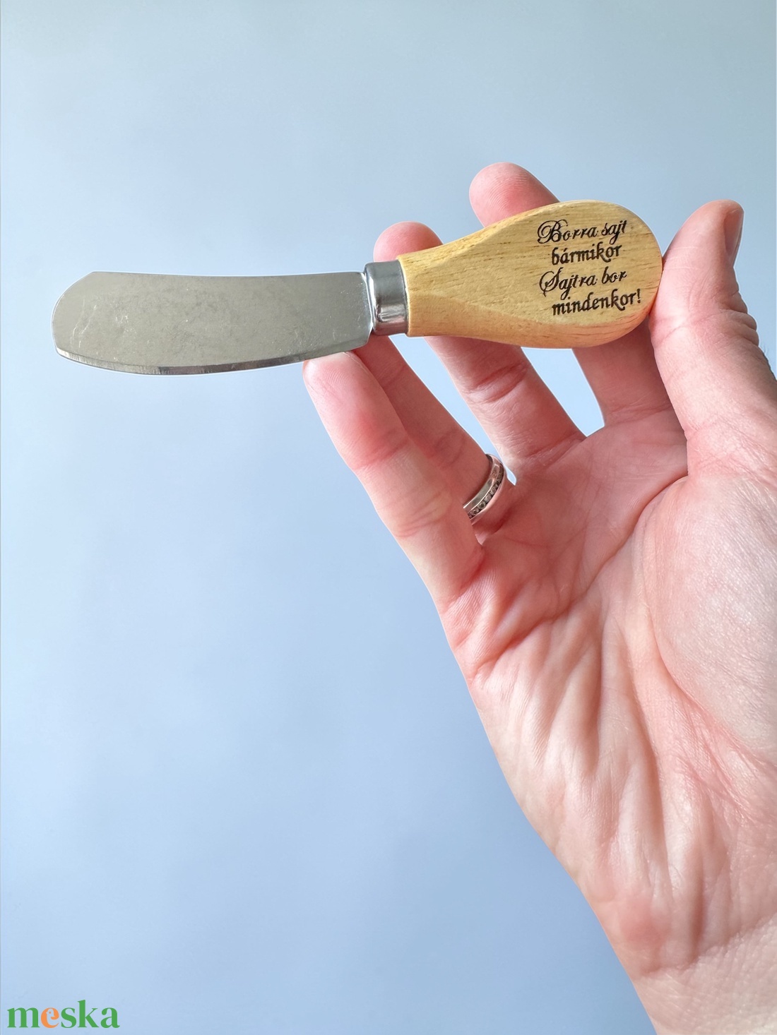 Egyedi gravírozásos sajtvágó - otthon & életmód - konyhafelszerelés, tálalás - sütés, főzés - kés & késtartó - Meska.hu