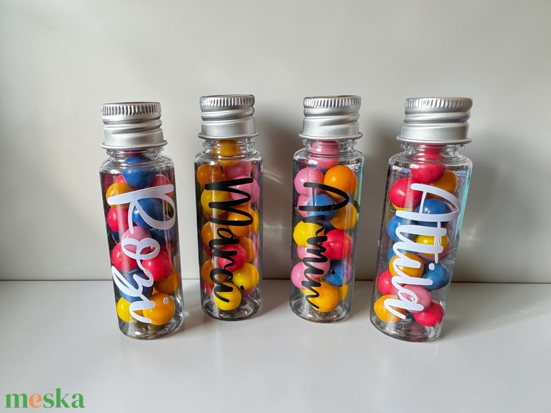 Ültető és köszönőajándék gyerekeknek esküvőre - cukorkás köszönőajándék - esküvő - emlék & ajándék - köszönőajándék - Meska.hu