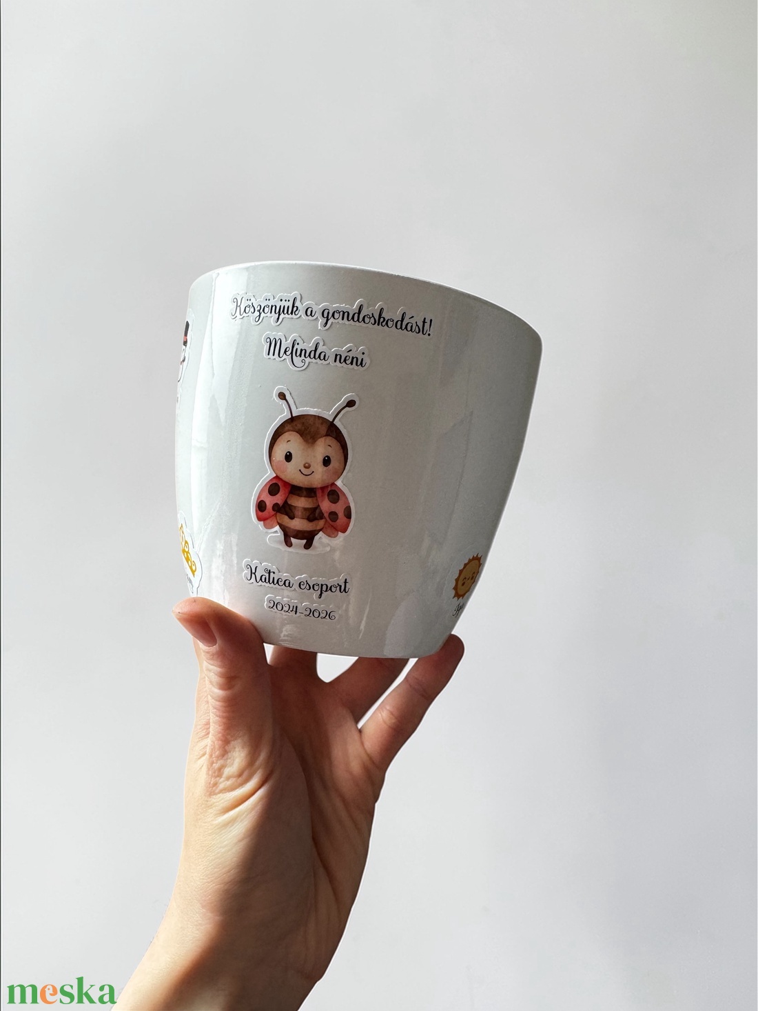 Ballagási kaspó - nevekkel, jelekkel - otthon & életmód - virágdekoráció - virágtartó - kaspó - Meska.hu