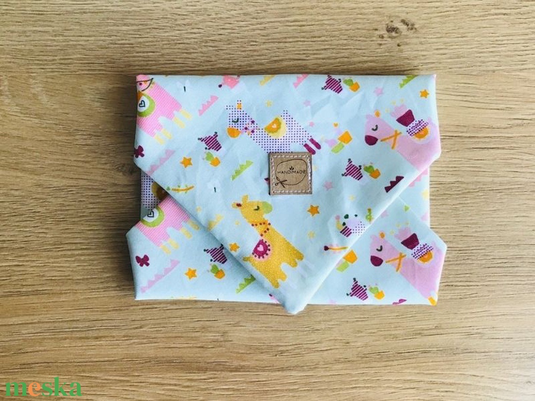 Élelmiszerbiztos újraszalvéta - menta lama  - táska & tok - uzsonna- & ebéd tartó - szendvics csomagoló - Meska.hu