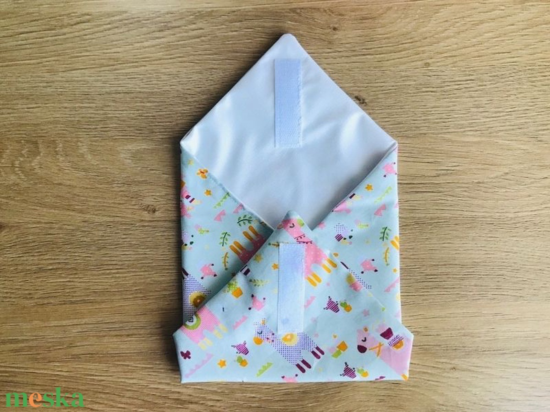 Élelmiszerbiztos újraszalvéta - menta lama  - táska & tok - uzsonna- & ebéd tartó - szendvics csomagoló - Meska.hu