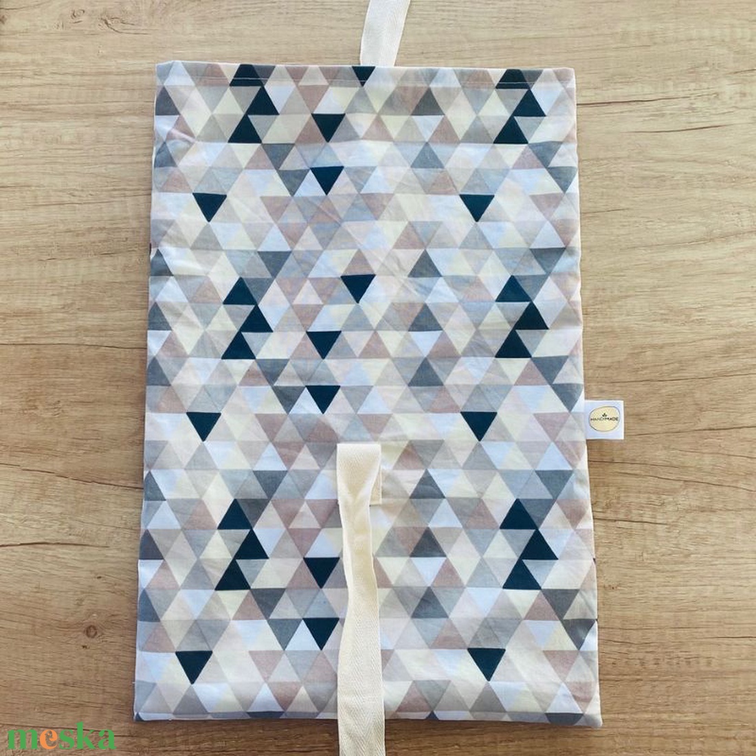 Frissentartó bélelt kenyeres zsák - élelmiszerbiztos anyagból, háromszög mintás - táska & tok - bevásárlás & shopper táska - kenyeres zsák - Meska.hu