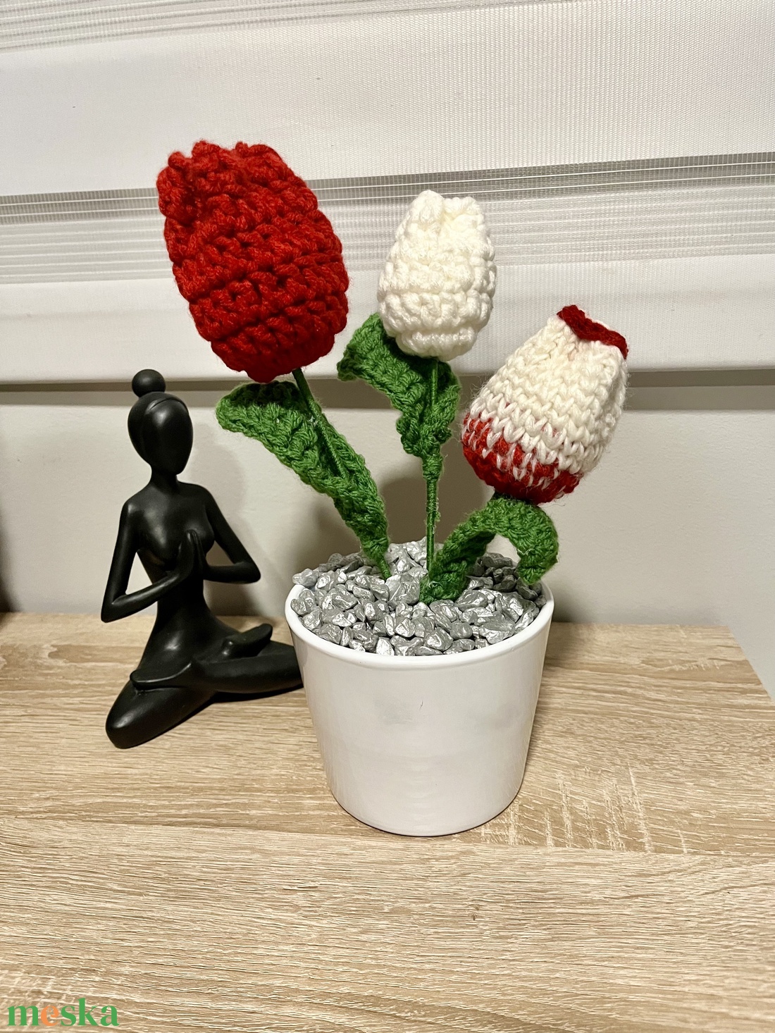 Horgolt tulipán dekoráció - otthon & életmód - dekoráció - asztal és polc dekoráció - asztaldísz - Meska.hu Horgolt tulipán dekoráció - otthon & életmód - dekoráció - asztal és polc dekoráció - asztaldísz - Meska.hu